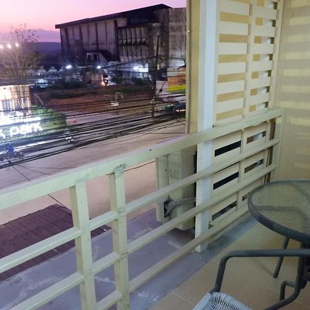 Ranong Backpacker'S Hostel (Adults Only) מראה חיצוני תמונה