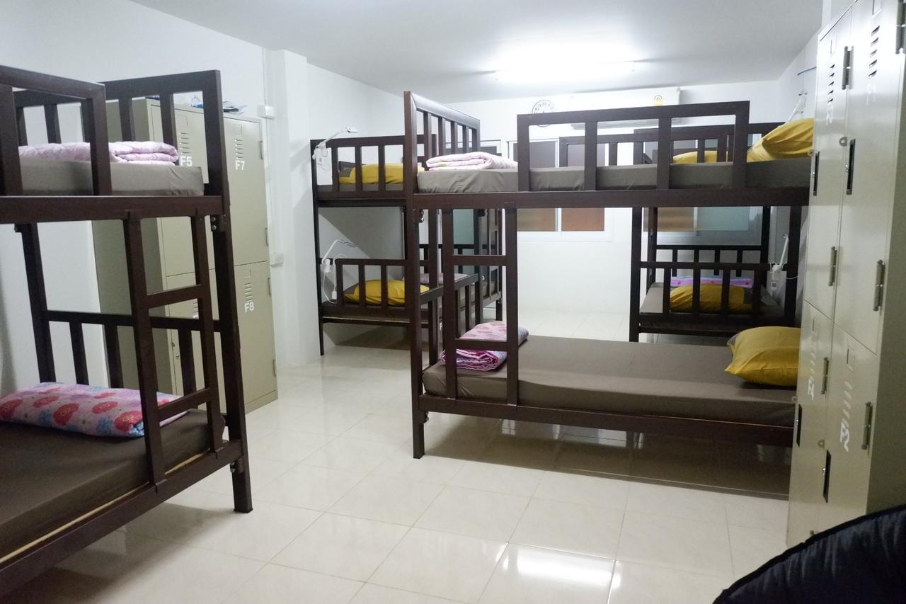 Ranong Backpacker'S Hostel (Adults Only) מראה חיצוני תמונה