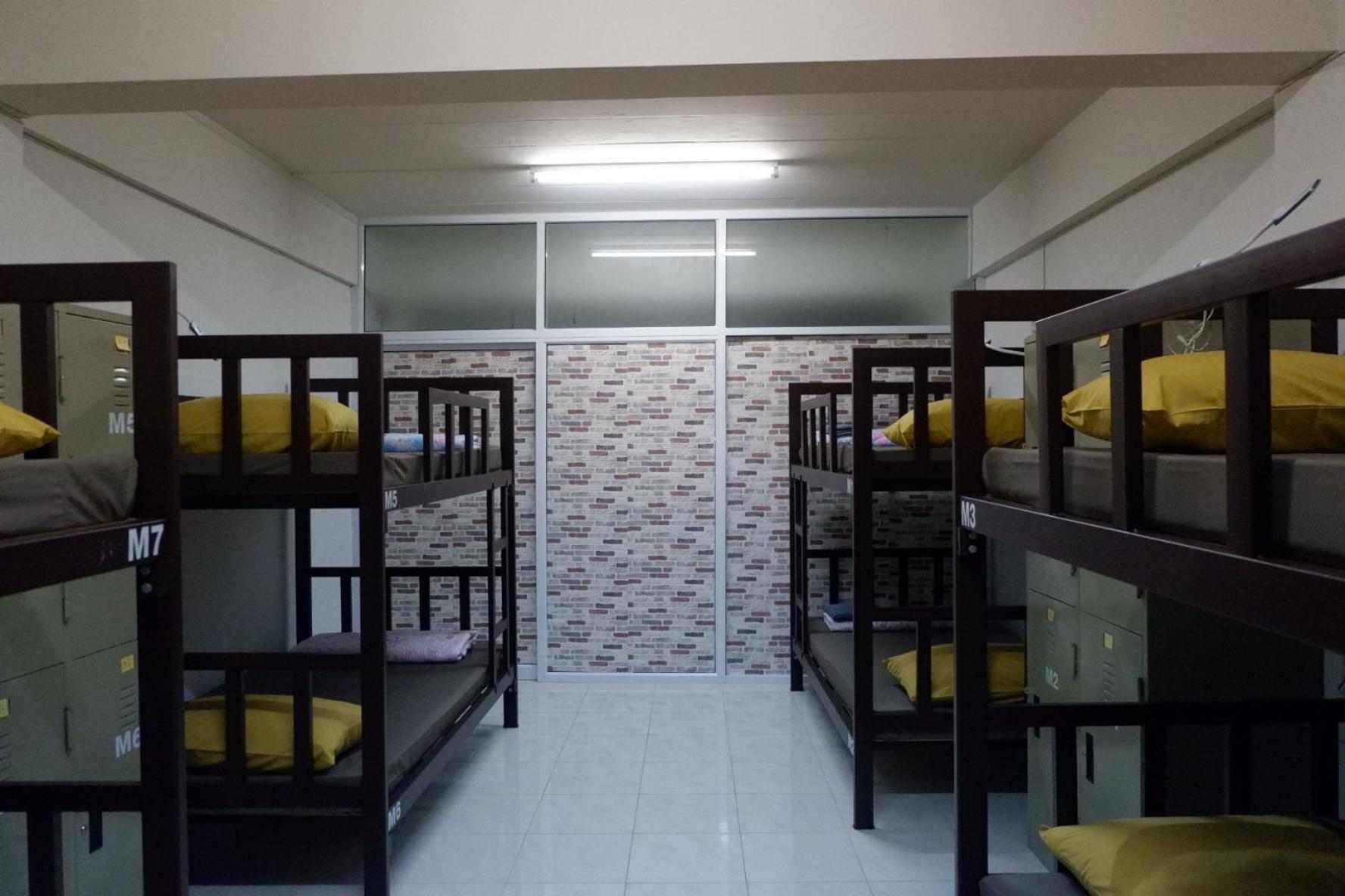 Ranong Backpacker'S Hostel (Adults Only) מראה חיצוני תמונה